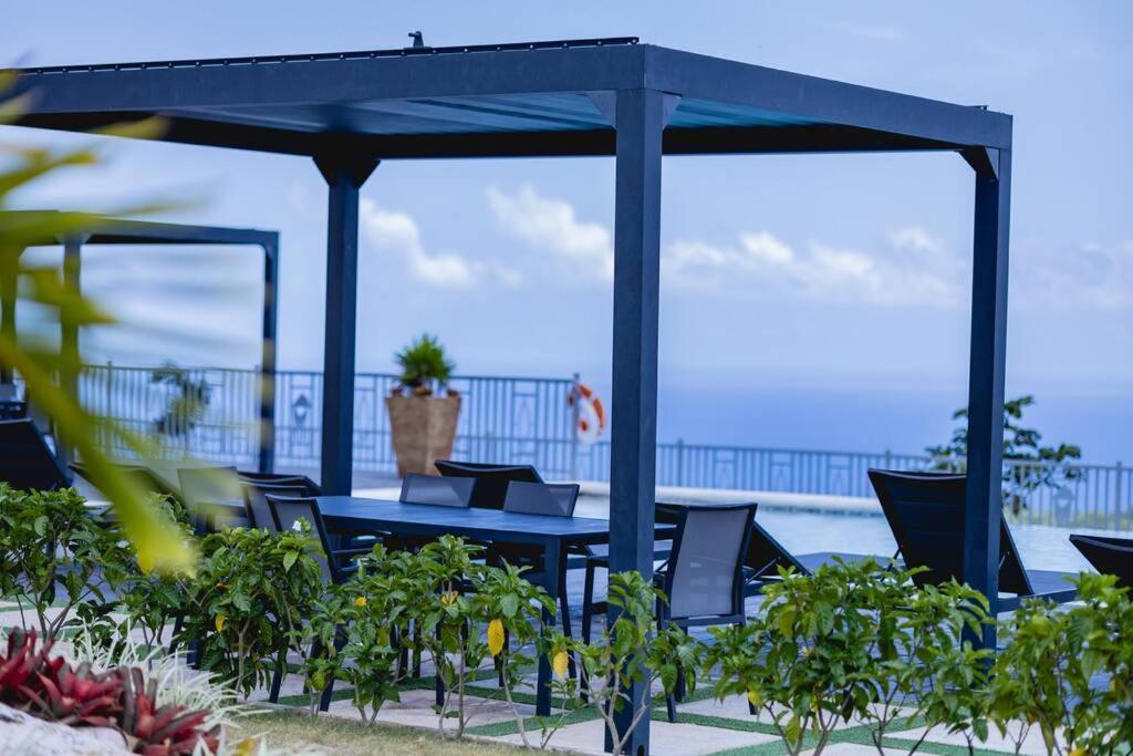 Pyramid Point Manor Villa Очо Риос Екстериор снимка