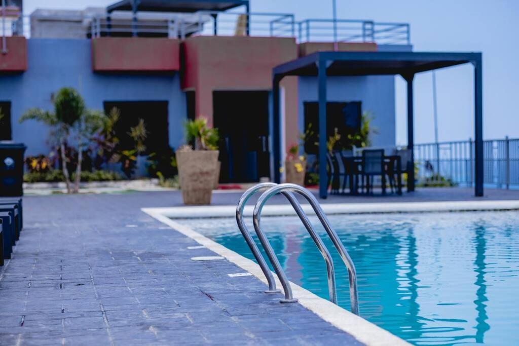 Pyramid Point Manor Villa Очо Риос Екстериор снимка